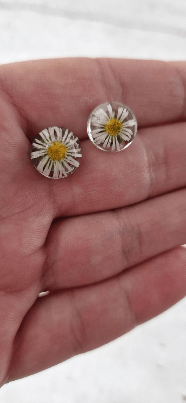 Boucles Oreilles puces "Mini Pâquerettes "