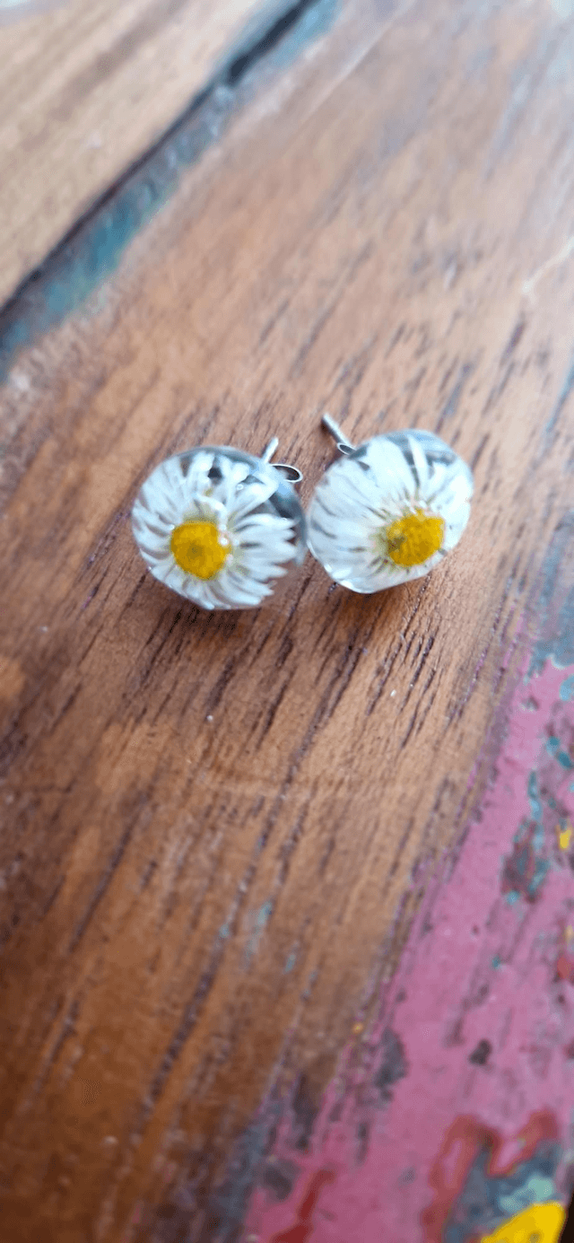 Boucles Oreilles puces "Mini Pâquerettes "