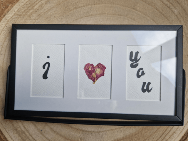 Cadre à poser "I love you " fleurs séchées