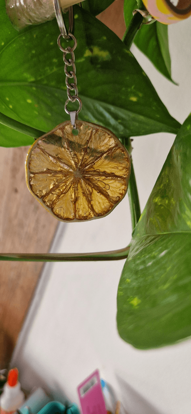 Porte clés/ gri gri bijou de sac citron