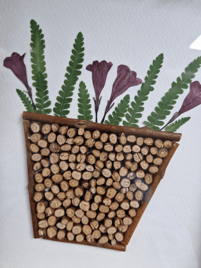 Herbier encadré 3D, fleurs pressées et bois 